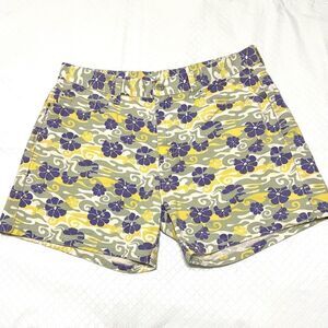 Vintage Levi’s Y2K Jean Shorts Psychedelic Floral Print Yellow Purple Size 16